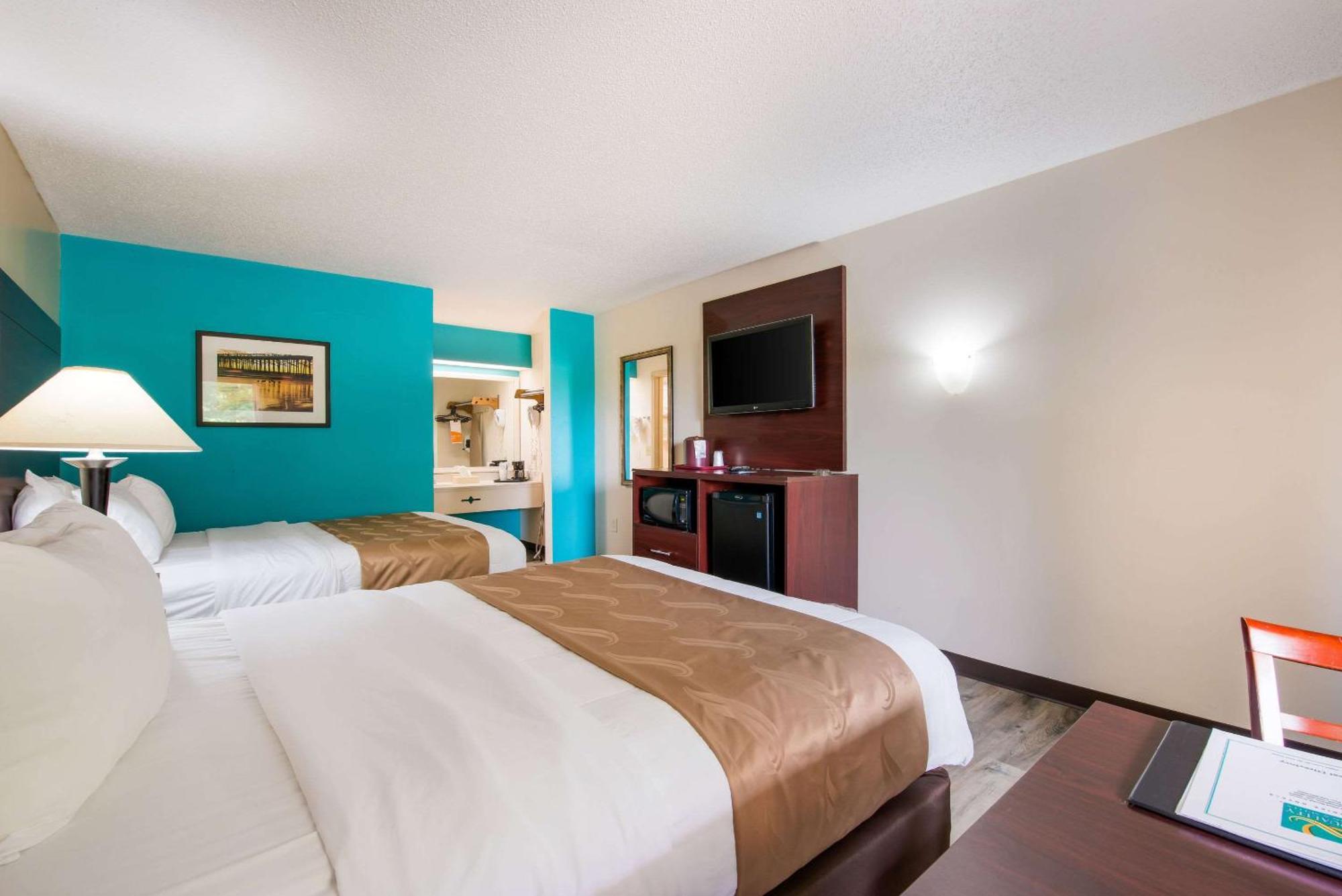 Quality Inn & Suites רוקינגהם מראה חיצוני תמונה