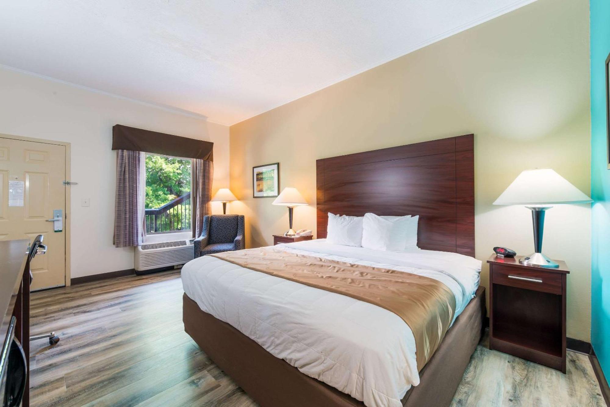 Quality Inn & Suites רוקינגהם מראה חיצוני תמונה