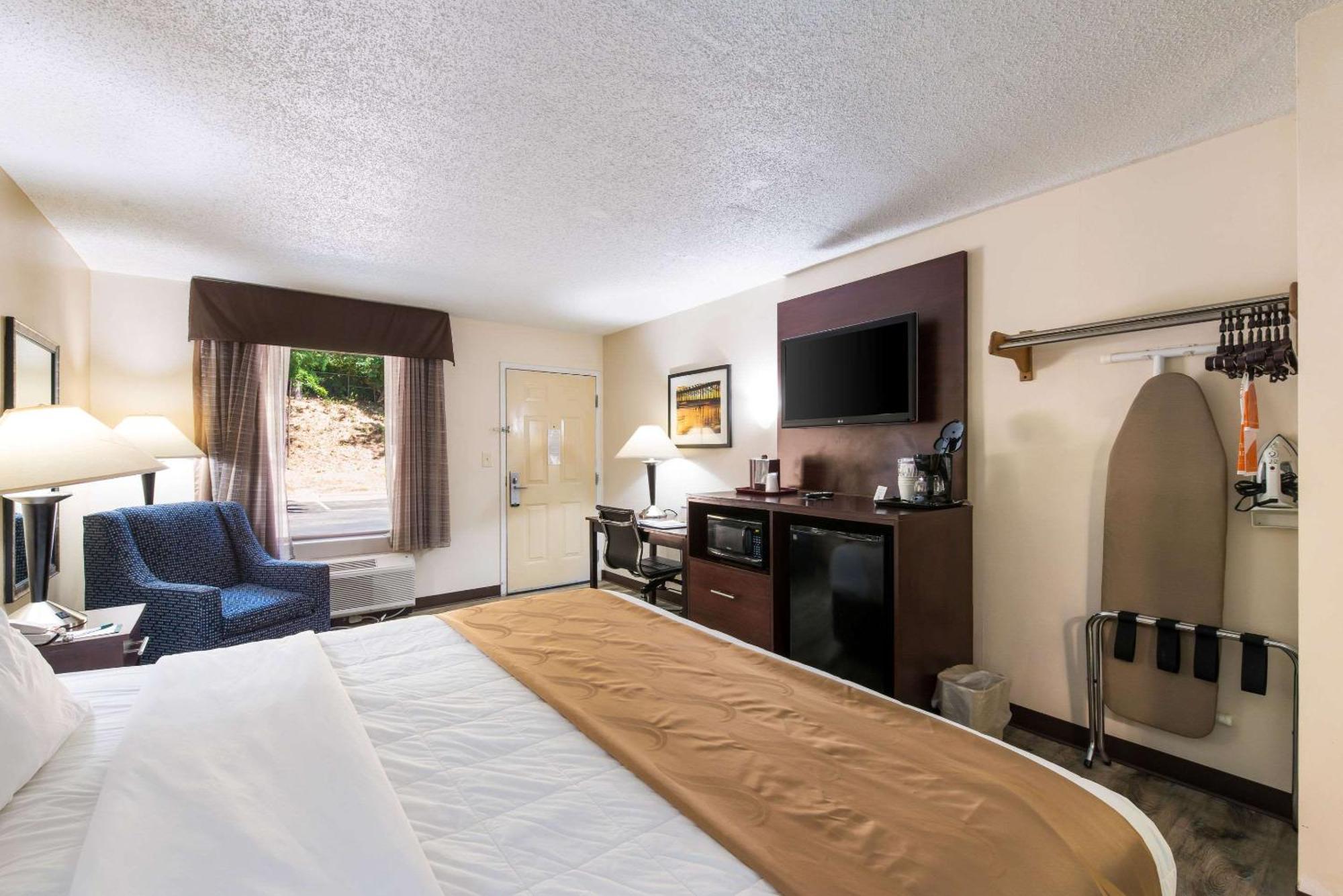 Quality Inn & Suites רוקינגהם מראה חיצוני תמונה