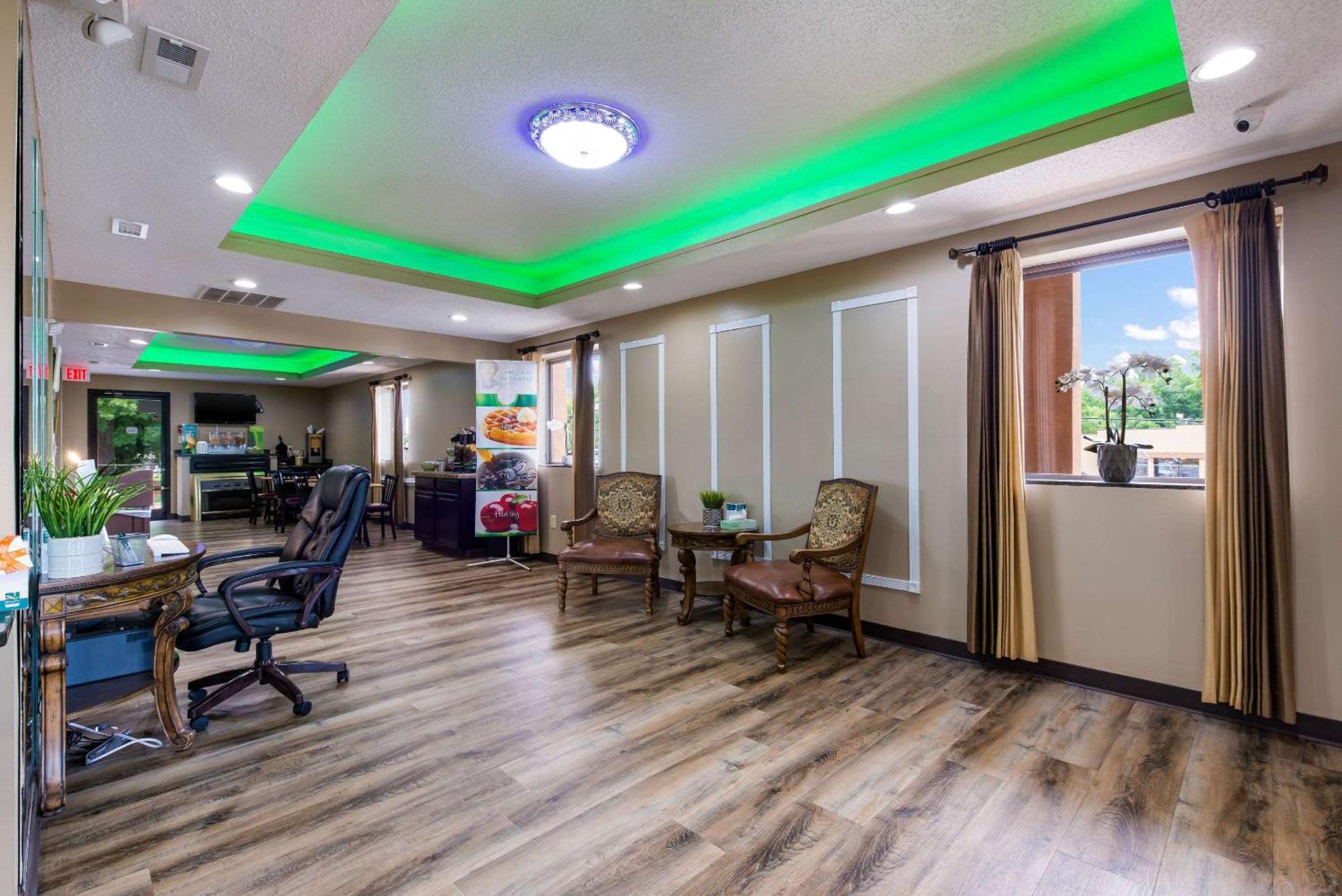 Quality Inn & Suites רוקינגהם מראה חיצוני תמונה