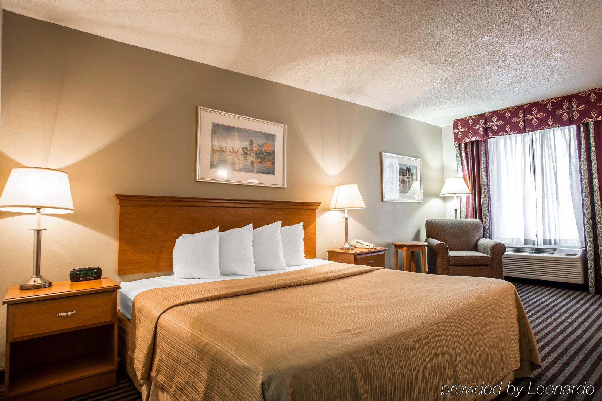 Quality Inn & Suites רוקינגהם מראה חיצוני תמונה