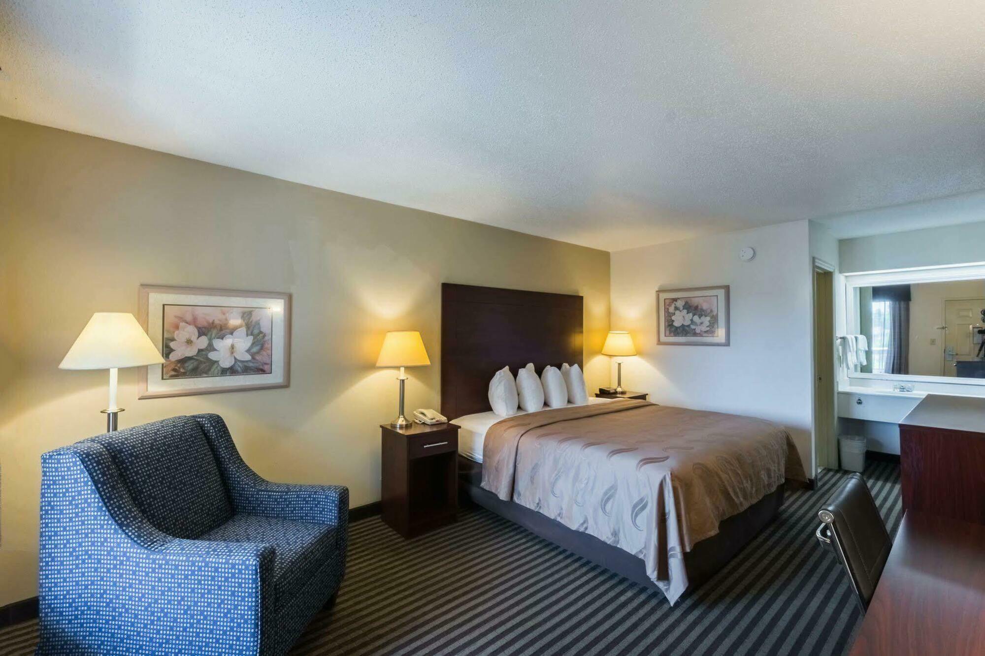 Quality Inn & Suites רוקינגהם מראה חיצוני תמונה